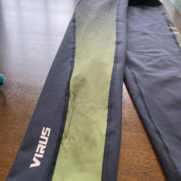 Virus leggings - Picture 4 of 5